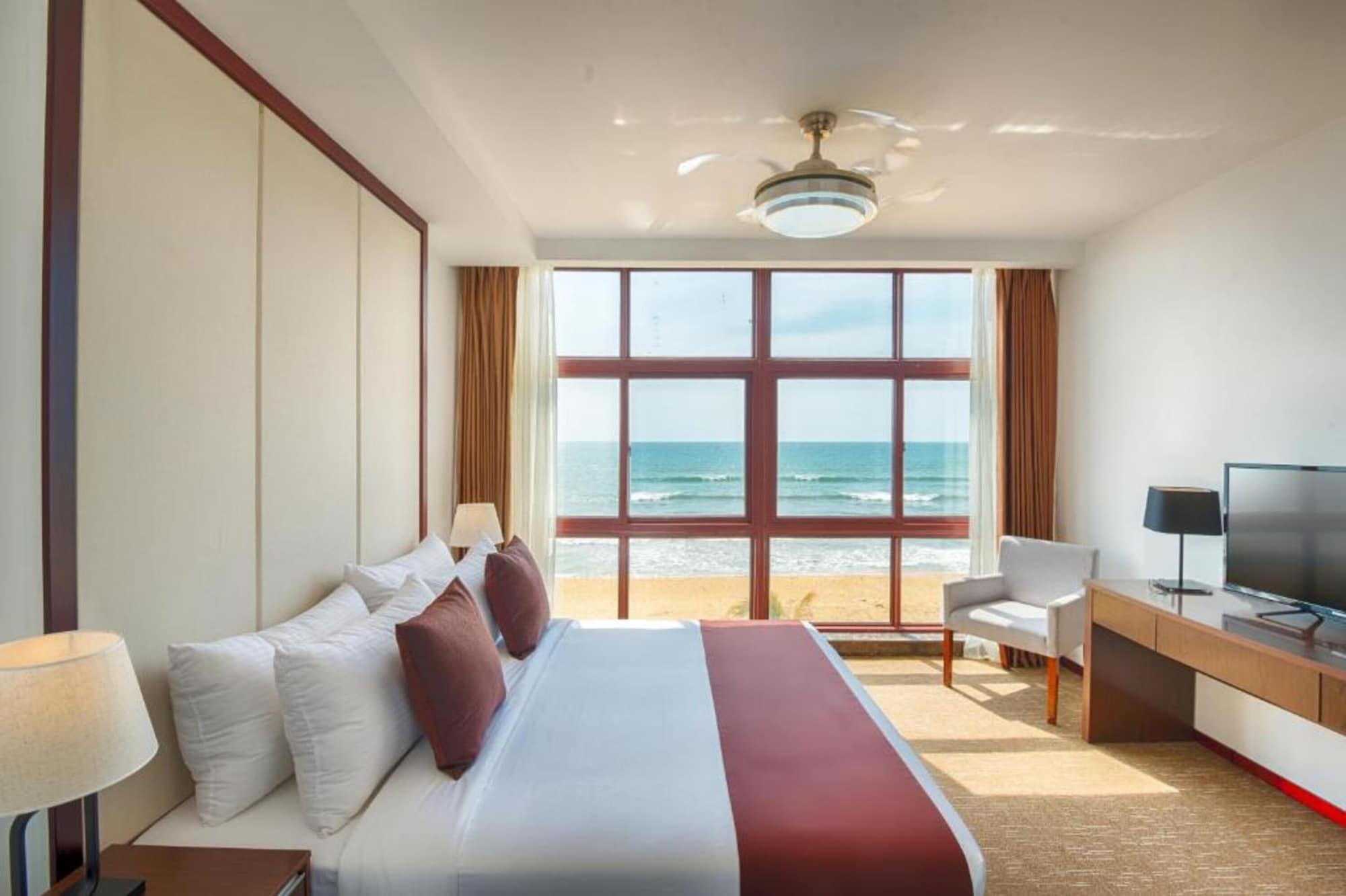 Jie Jie Beach Hotel Ваддува Екстер'єр фото