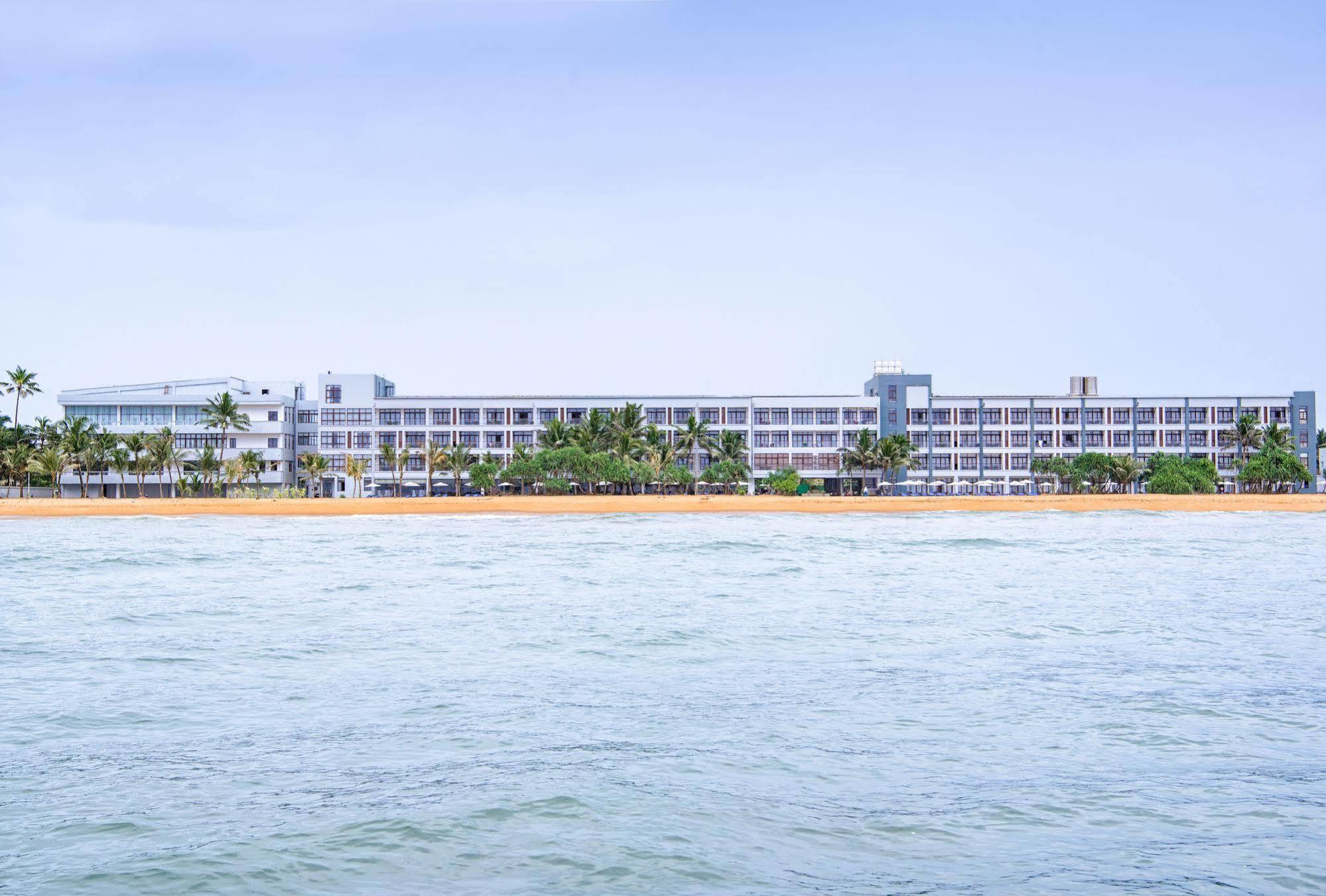 Jie Jie Beach Hotel Ваддува Екстер'єр фото
