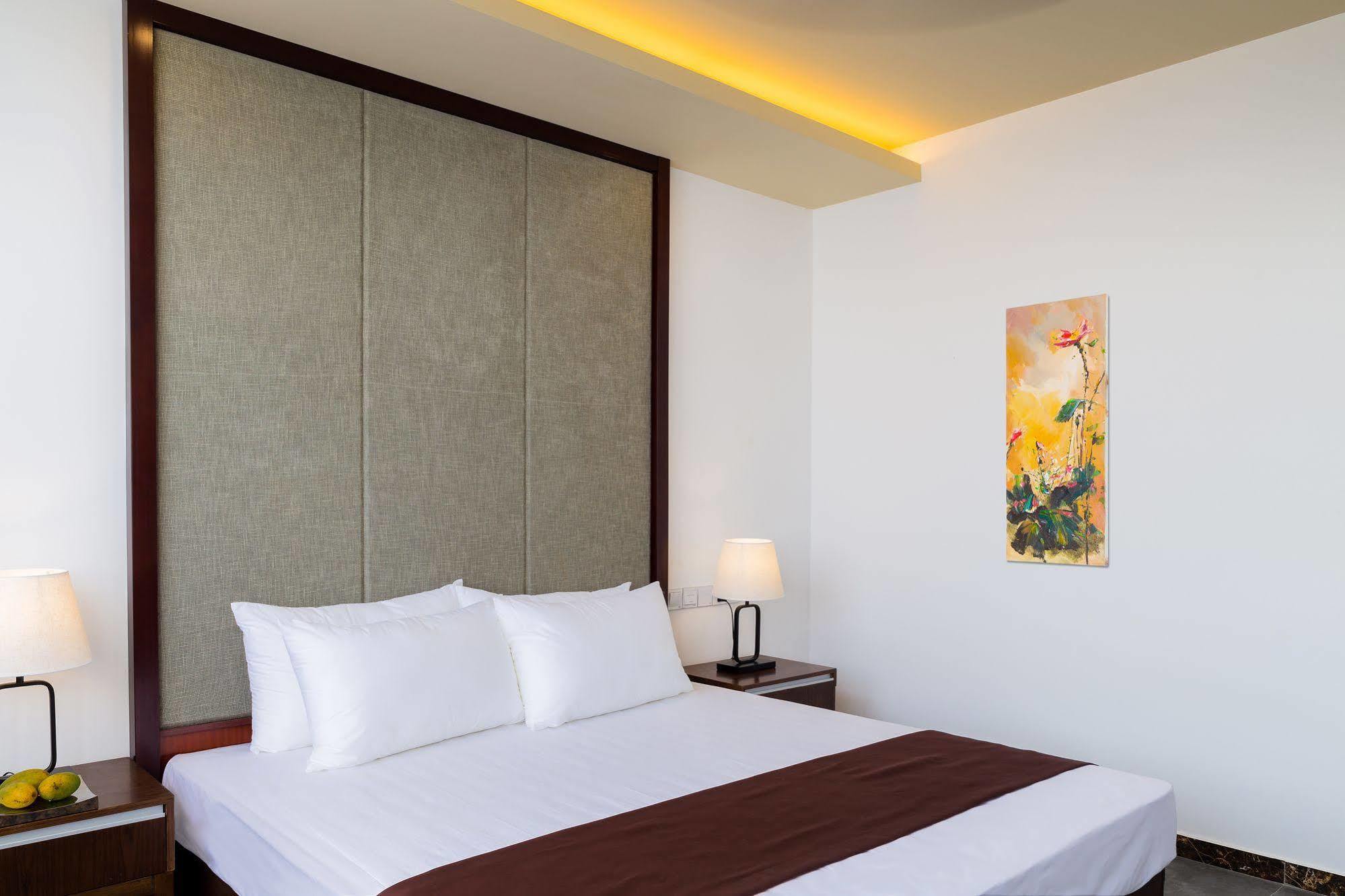 Jie Jie Beach Hotel Ваддува Екстер'єр фото